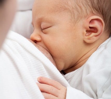 Milchspendereflex ausloesen Muttermilch das beste fuers Baby