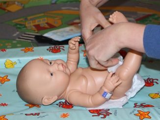 Der Saeuglingspflegekurs fuer Eltern