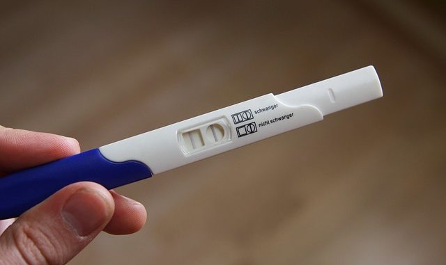 Schwangerschaft sterilisation trotz einer anzeichen Wahrscheinlichkeit Eileiterschwangerschaft
