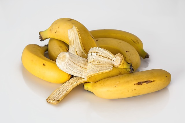 Ab Wann Zerdruckte Banane Baby Ab wann dürfen Babys Banane essen? - Wir Eltern