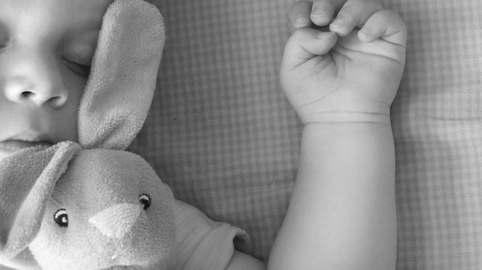 baby-schlaeft-viel Warum schläft mein Baby so viel?